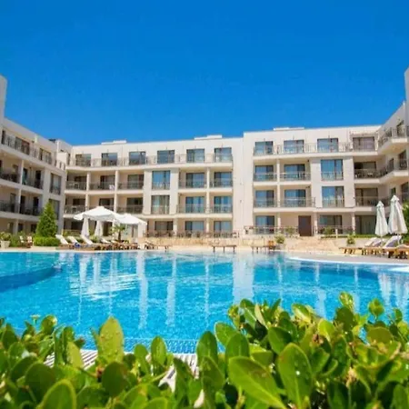 With See View Apartment